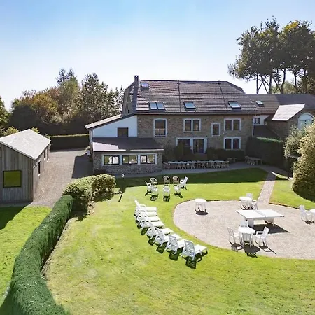 Nyaraló Berismenil Gardens Large With Indoor Swimming Pool And Jacuzzi