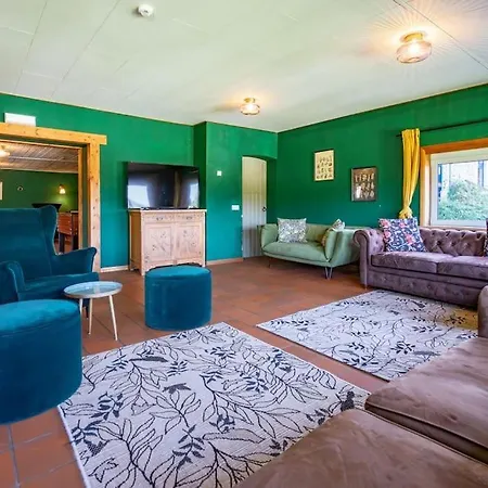 Berismenil Gardens Large With Indoor Swimming Pool And Jacuzzi * La-Roche-en-Ardenne