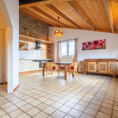 Berismenil Gardens Large With Indoor Swimming Pool And Jacuzzi