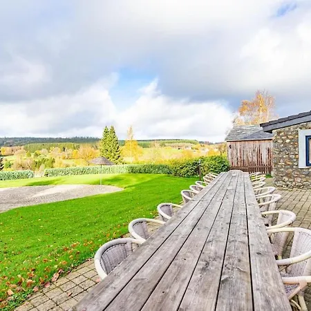 Berismenil Gardens Large With Indoor Swimming Pool And Jacuzzi Nyaraló La-Roche-en-Ardenne