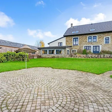 Semesterbostad Berismenil Gardens Large With Indoor Swimming Pool And Jacuzzi *